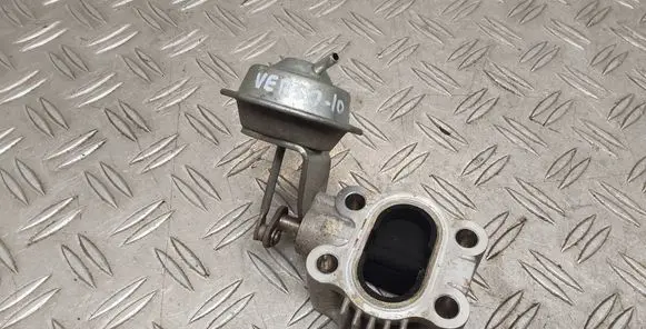 Toyota Verso Vacuum valve