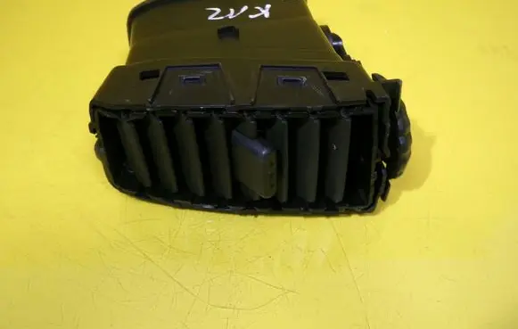 Nissan Micra Dashboard side air vent grill/cover trim 01016132
