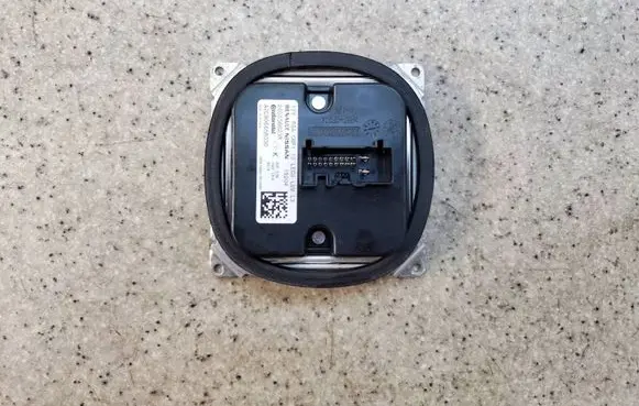 Renault Megane IV LED ballast control module 260556623R22 260556623R