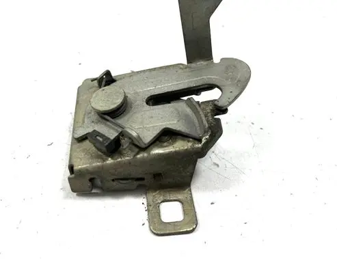 Engine bonnet/hood lock/catch