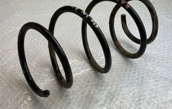 BMW 5 E39 Front coil spring 
