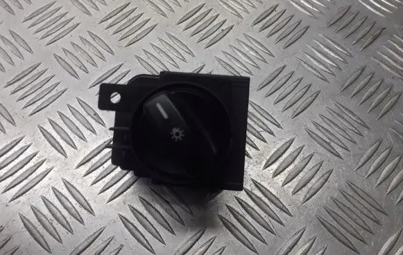 Mercedes-Benz A W169 Light switch 1695451004
