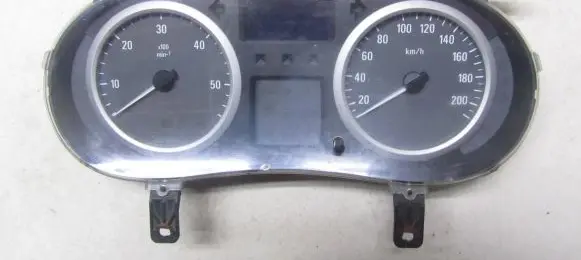 Opel Vivaro Speedometer (instrument cluster) 8200459068