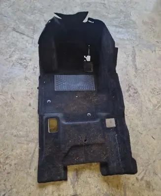 Mercedes-Benz GLE W167 Front floor carpet liner A1676802300