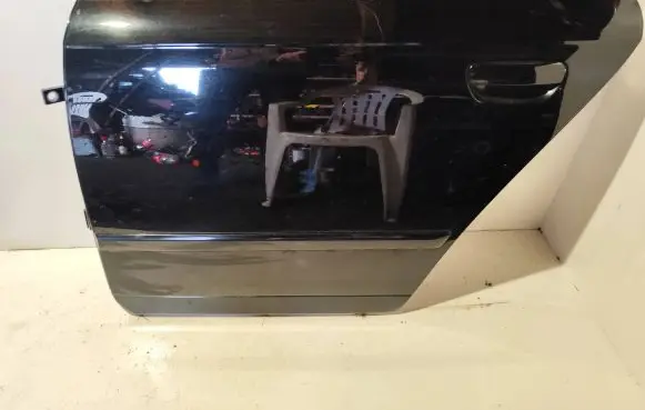 Audi A4 S4 B7 8E 8H Rear door