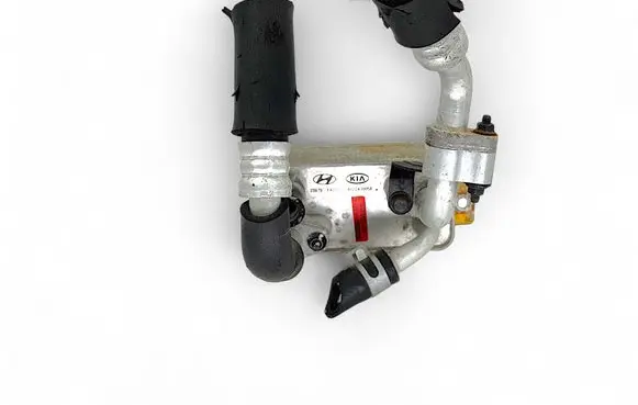 Engine oil radiator