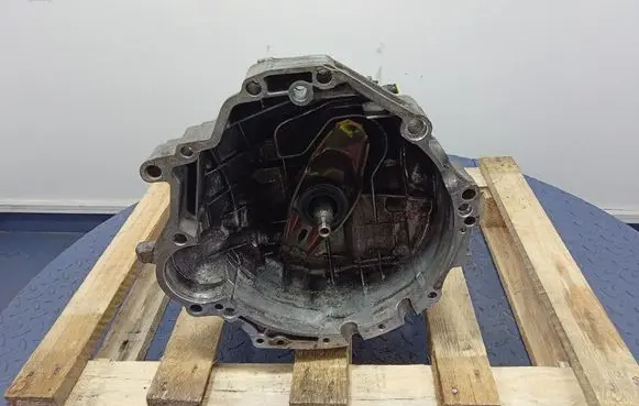 Audi A4 S4 B6 8E 8H Manual 6 speed gearbox GGG
