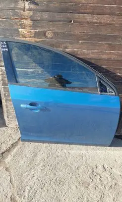 Volvo V60 Front door