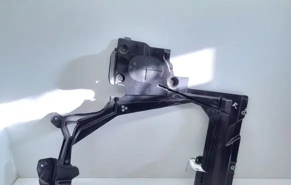Rear underbody cover/under tray