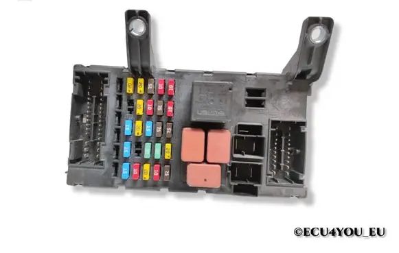 Fiat Albea Fuse module 51752207 51779319 501210580010