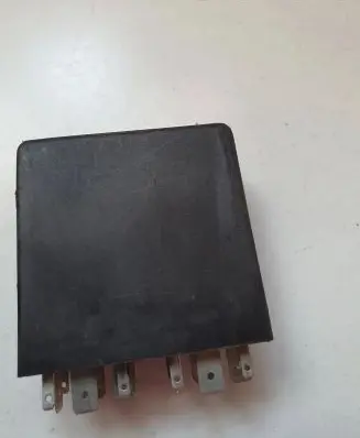 Audi A6 S6 C5 4B Other relay 5KG006568-05 4B0919471A