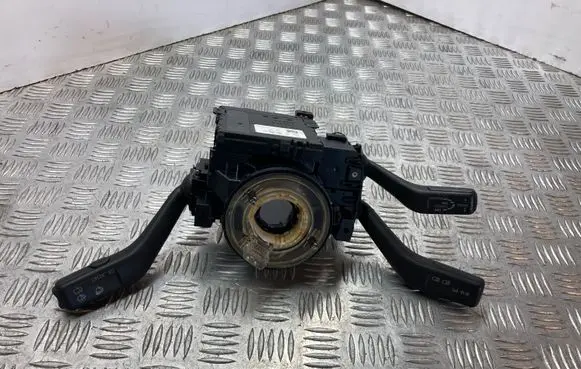 Volkswagen PASSAT B6 Steering angle sensor 3C0953549L 05113842 01103063460972