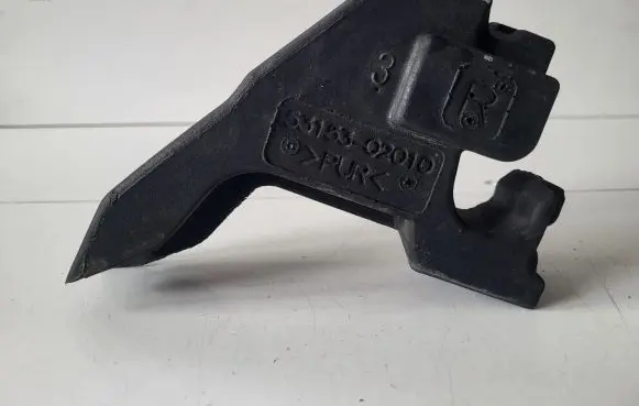 Toyota Auris E180 Fender foam support/seal 5315302010