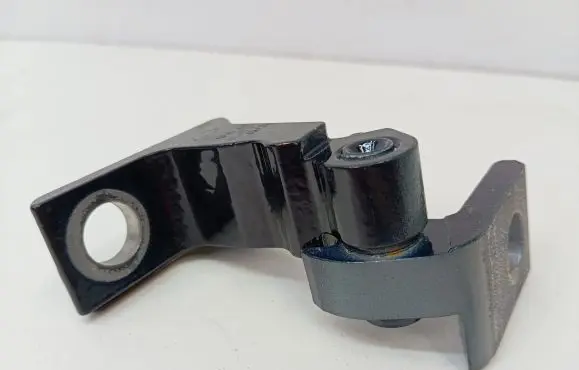 Porsche Macan (95B) Rear door upper hinge 4G0831402