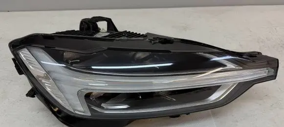 Volvo XC60 Headlight/headlamp 31420418