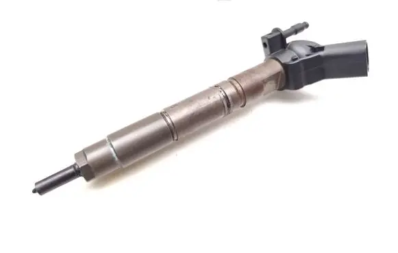 Chrysler 300 - 300C Fuel injector A6420700587 0445115027
