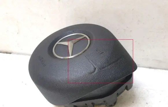 Mercedes-Benz GLA W156 Steering wheel airbag