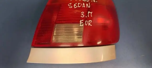Audi A4 S4 B5 8D Rear/tail lights 8D0945096