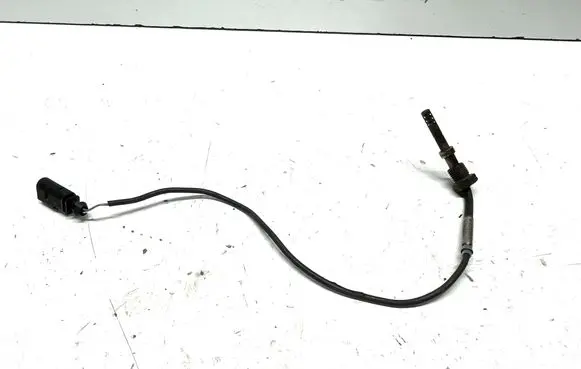 Audi A4 S4 B8 8K Exhaust gas temperature sensor 059906088BJ