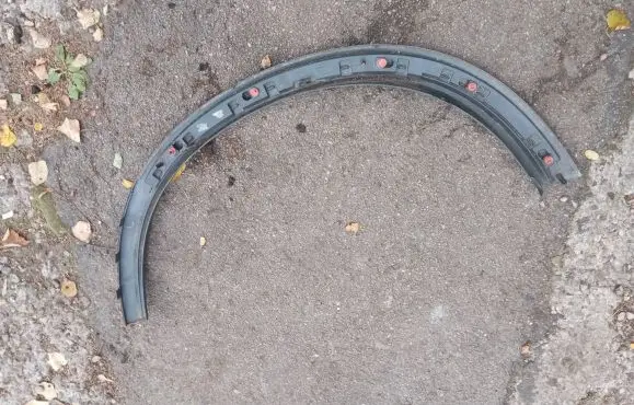 Volvo XC90 Front arch trim 30779578