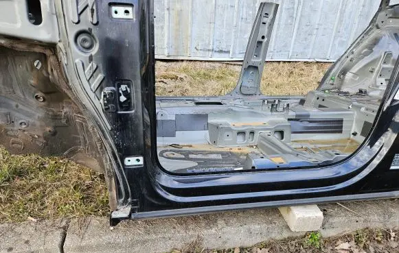 Volkswagen Tiguan Allspace Front sill (body part) 