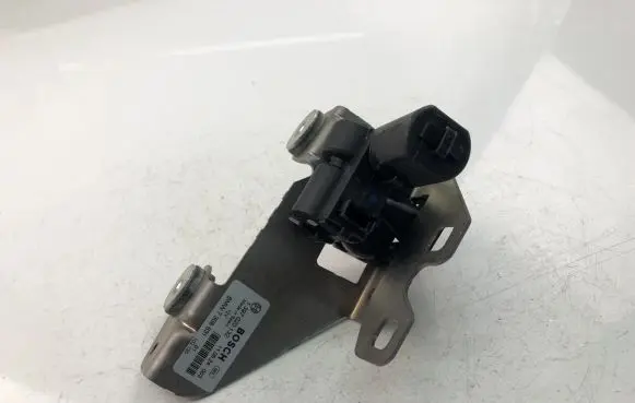 BMW 3 F30 F35 F31 Tailgate window lock/catch/latch 7308831