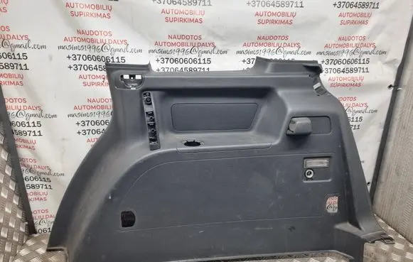 Volkswagen Touran I Trunk/boot side trim panel 1T0867036