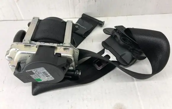 Jaguar F-Pace Front seatbelt 635394300A