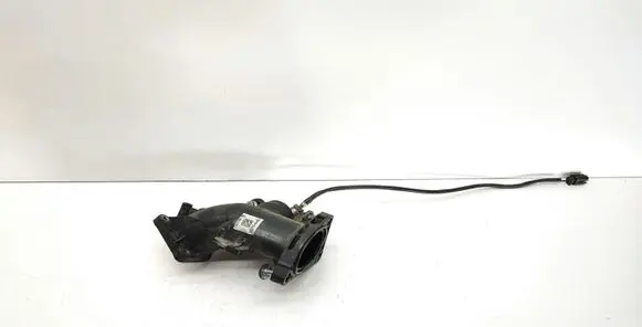 Intake resonator