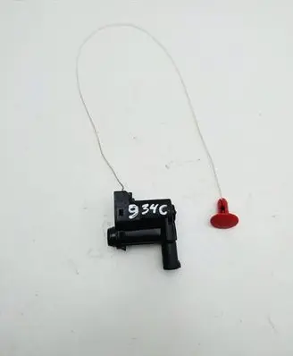 Porsche Macan (95B) Fuel tank opening switch 95B962625D