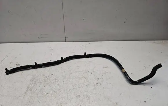 Volkswagen PASSAT B7 Fuel return line/hose TL52605