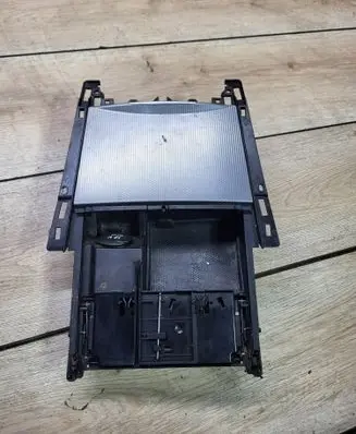 Mercedes-Benz E W212 Ashtray (front) A2126809750