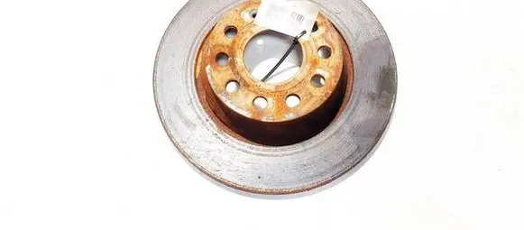 Audi Q3 8U Rear brake disc neventiliuojamas