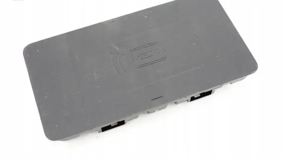 BMW 7 G11 G12 Wireless charging module 