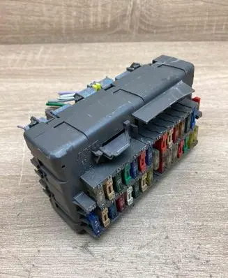 Peugeot 406 Fuse module 9459081380 3211419