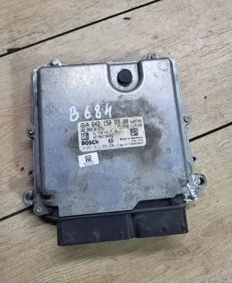 Mercedes-Benz E W212 Engine control unit/module A6421508900 0281016656 A0064467146