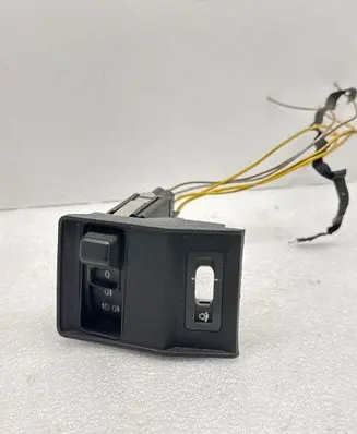 BMW 5 E34 Fog light switch 8110498
