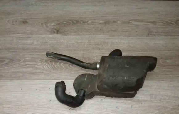 Breather/breather pipe/hose