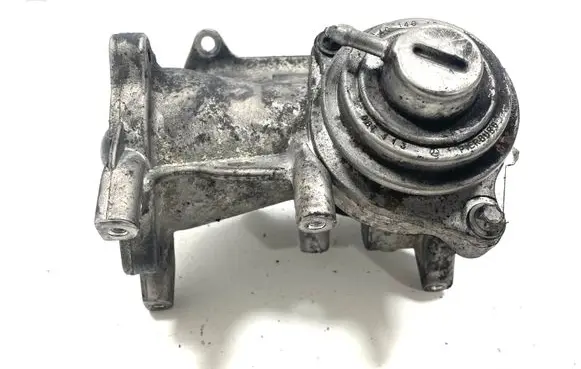 Mercedes-Benz A W169 EGR valve A6401401606