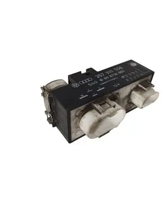 Volkswagen Golf IV Coolant fan relay 357919506 898718000