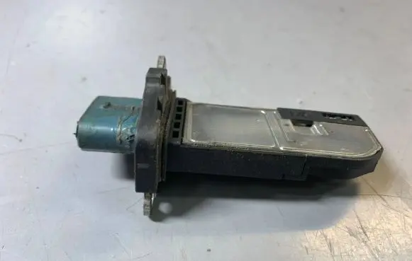 BMW 7 F01 F02 F03 F04 Mass air flow meter 13627804150 7804150