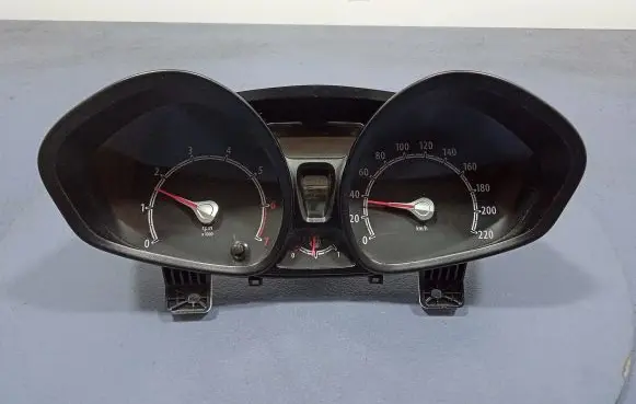 Ford Fiesta Speedometer (instrument cluster) 8A6T-10849-AP