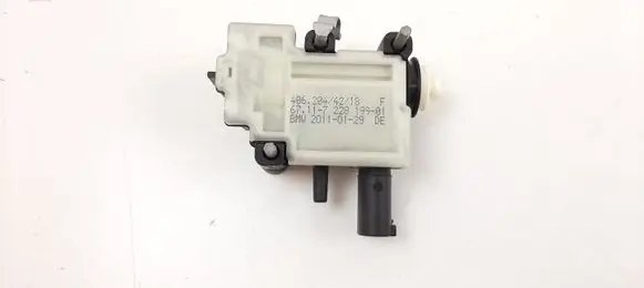 Fuel tank cap lock motor