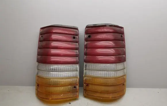 Ford Aerostar Rear/tail lights set E59B13441AB E59B13440AB