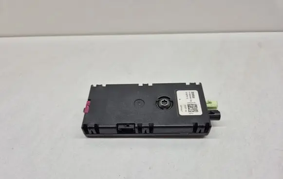 BMW 2 F45 Aerial antenna amplifier 9352601