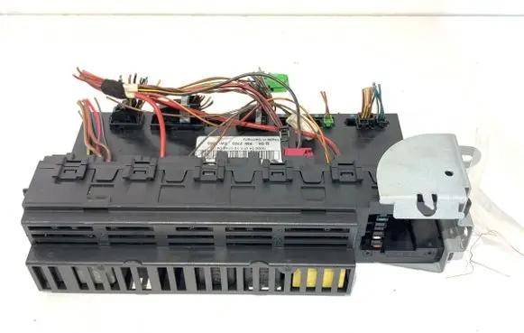 Mercedes-Benz E W211 Other control units/modules 2115453401