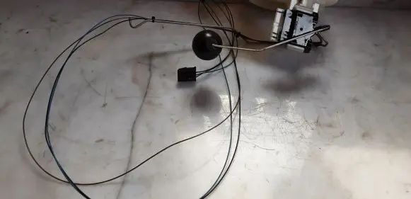 Fuel level sensor