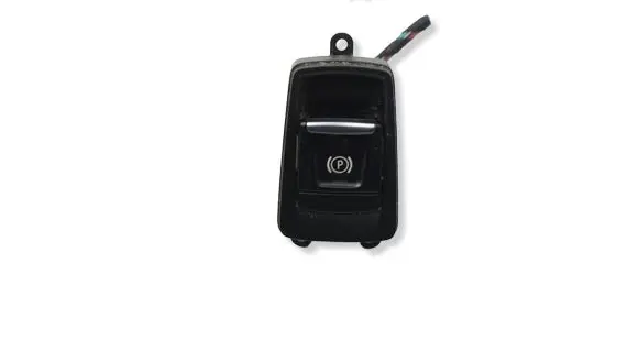 BMW 2 F46 Other switches/knobs/shifts 6822524ACR