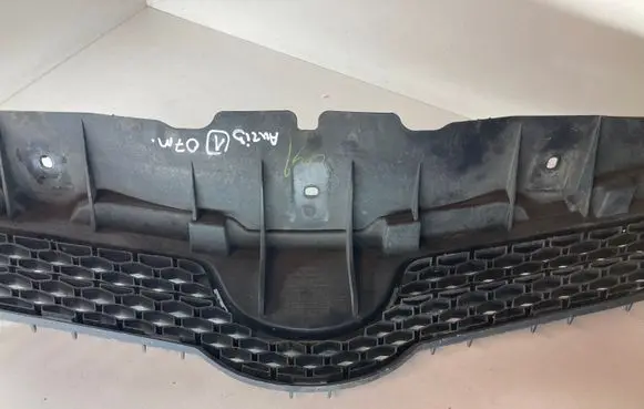 Toyota Auris 150 Front grill 5311102390