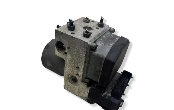 Audi A4 S4 B5 8D ABS Pump 3B0614111